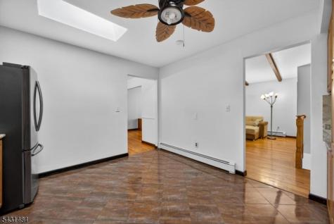 3 Nice Place Hopatcong NJ 07843