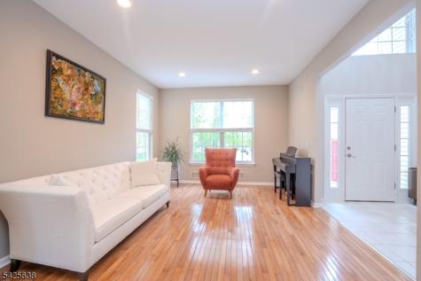 23 Huntley Way Bridgewater NJ 08807
