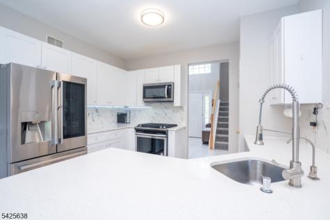 23 Huntley Way Bridgewater NJ 08807