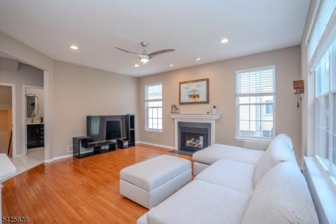 23 Huntley Way Bridgewater NJ 08807