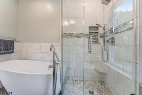 25 Village Square Drive Union NJ 08802