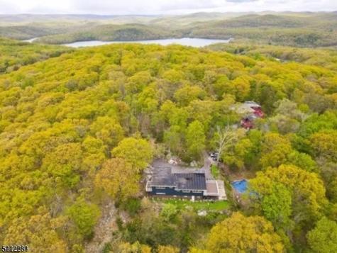 21 Skyview Road Ringwood NJ 07456