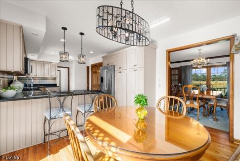 36 Kingsridge Road Kingwood NJ 08825