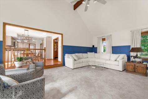 36 Kingsridge Road Kingwood NJ 08825