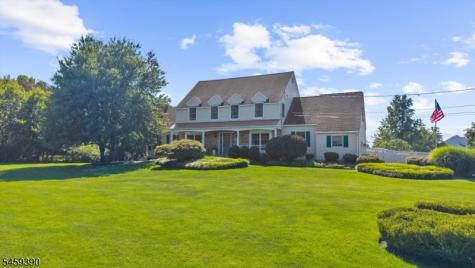 36 Kingsridge Road Kingwood NJ 08825