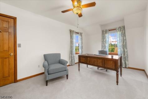 36 Kingsridge Road Kingwood NJ 08825