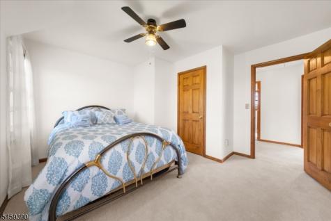 36 Kingsridge Road Kingwood NJ 08825