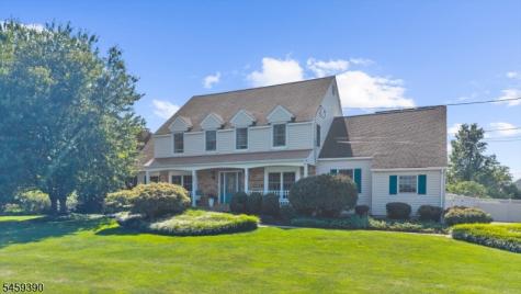36 Kingsridge Road Kingwood NJ 08825