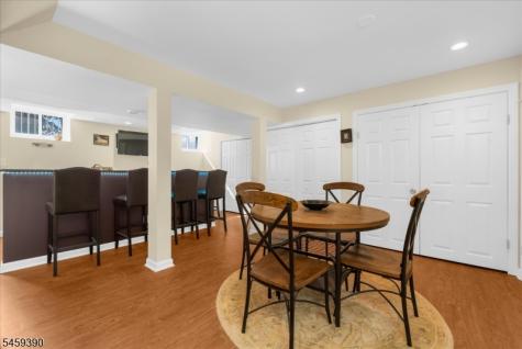 36 Kingsridge Road Kingwood NJ 08825