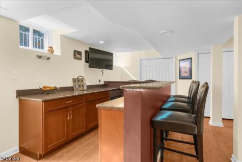 36 Kingsridge Road Kingwood NJ 08825