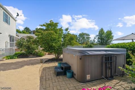 36 Kingsridge Road Kingwood NJ 08825
