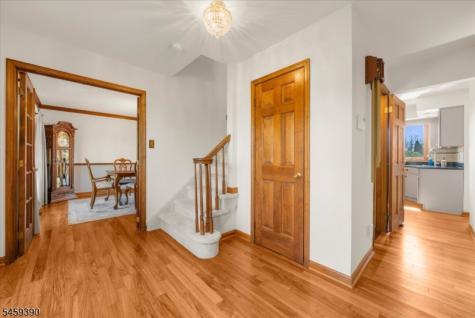 36 Kingsridge Road Kingwood NJ 08825