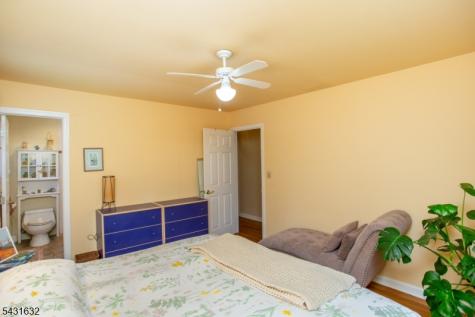 40 Union Road Clinton NJ 08809