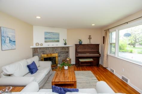 40 Union Road Clinton NJ 08809