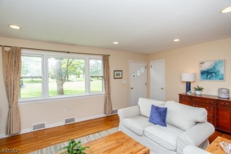 40 Union Road Clinton NJ 08809