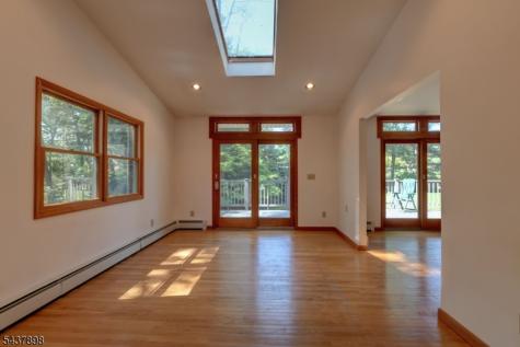 34 Knoll Road Wayne NJ 07470