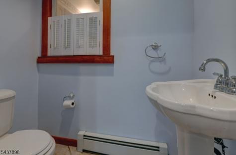 34 Knoll Road Wayne NJ 07470