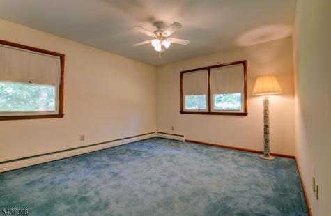 34 Knoll Road Wayne NJ 07470