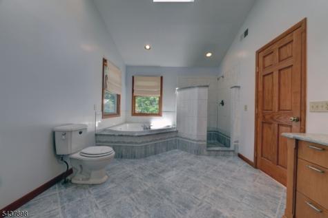 34 Knoll Road Wayne NJ 07470