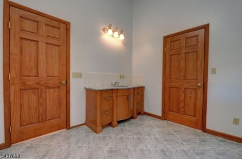 34 Knoll Road Wayne NJ 07470