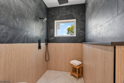 136 Lake Shore Drive Parsippany-troy Hills NJ 07034