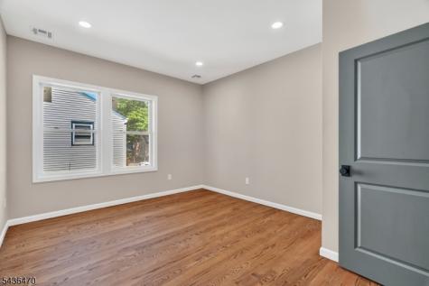 136 Lake Shore Drive Parsippany-troy Hills NJ 07034