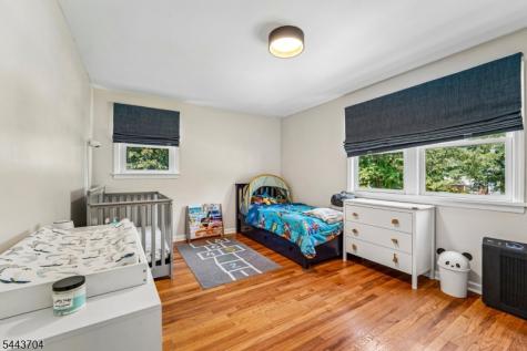 252 Canterbury Place Ridgewood Village NJ 07450