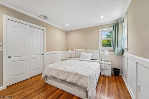 252 Canterbury Place Ridgewood Village NJ 07450