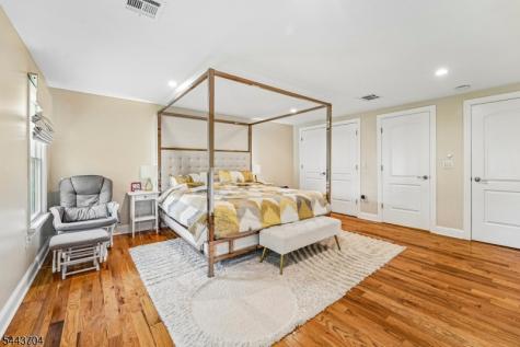 252 Canterbury Place Ridgewood Village NJ 07450