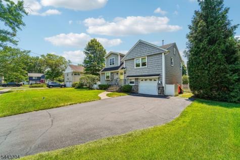 252 Canterbury Place Ridgewood Village NJ 07450