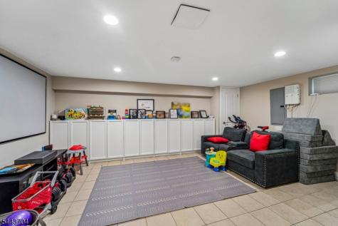252 Canterbury Place Ridgewood Village NJ 07450