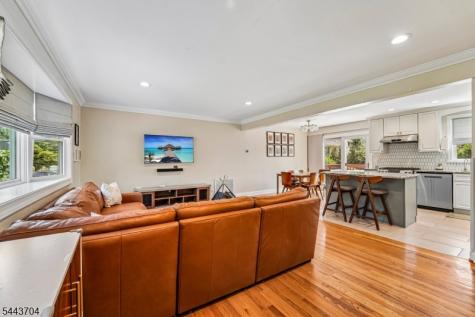252 Canterbury Place Ridgewood Village NJ 07450
