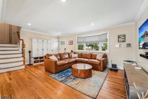 252 Canterbury Place Ridgewood Village NJ 07450
