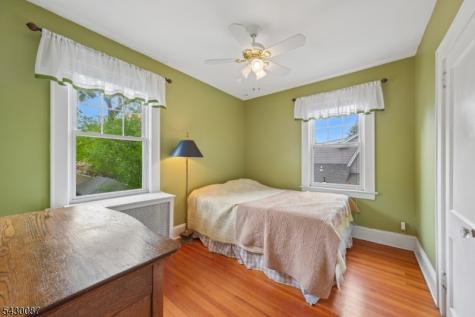 21 Bounty Street Metuchen NJ 08840
