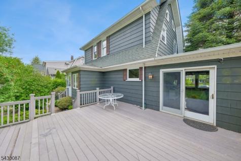 21 Bounty Street Metuchen NJ 08840