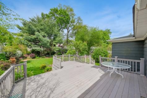 21 Bounty Street Metuchen NJ 08840
