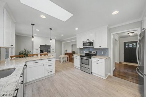 8 Seneca Avenue Rockaway NJ 07866