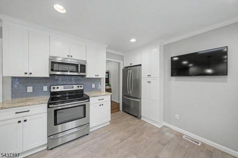 8 Seneca Avenue Rockaway NJ 07866