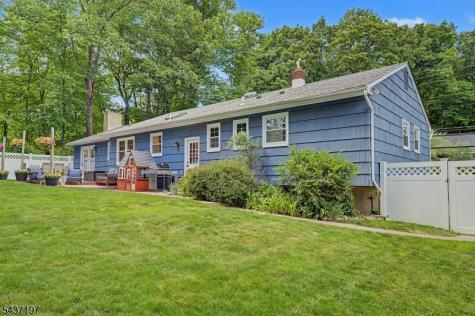 8 Seneca Avenue Rockaway NJ 07866