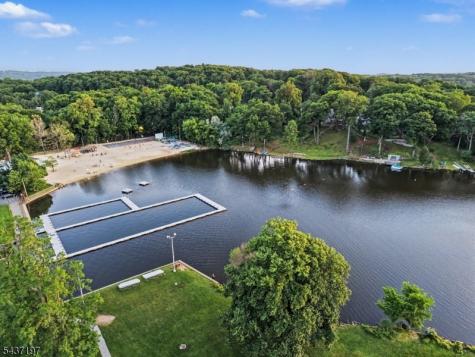 8 Seneca Avenue Rockaway NJ 07866