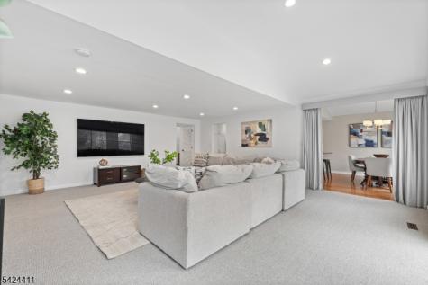 48 Hastings Road Berkeley Heights NJ 07922