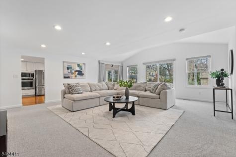 48 Hastings Road Berkeley Heights NJ 07922