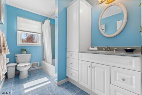 48 Hastings Road Berkeley Heights NJ 07922