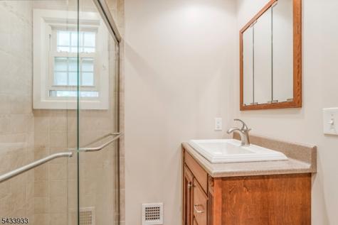 487 Knollwood Drive Bridgewater NJ 08807