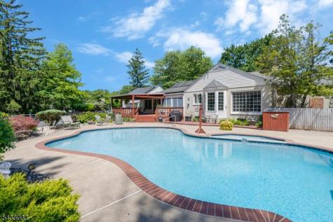 487 Knollwood Drive Bridgewater NJ 08807