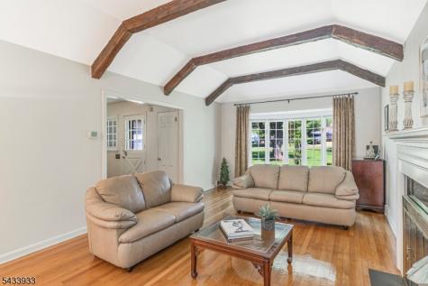 487 Knollwood Drive Bridgewater NJ 08807
