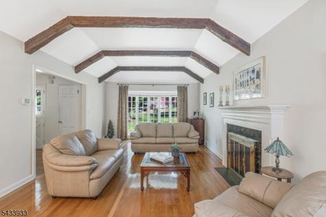 487 Knollwood Drive Bridgewater NJ 08807