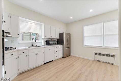 39 Hurden Street Hillside NJ 07205