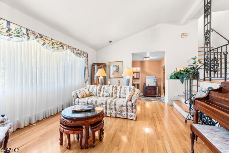 238 Saint Cloud Avenue West Orange NJ 07052