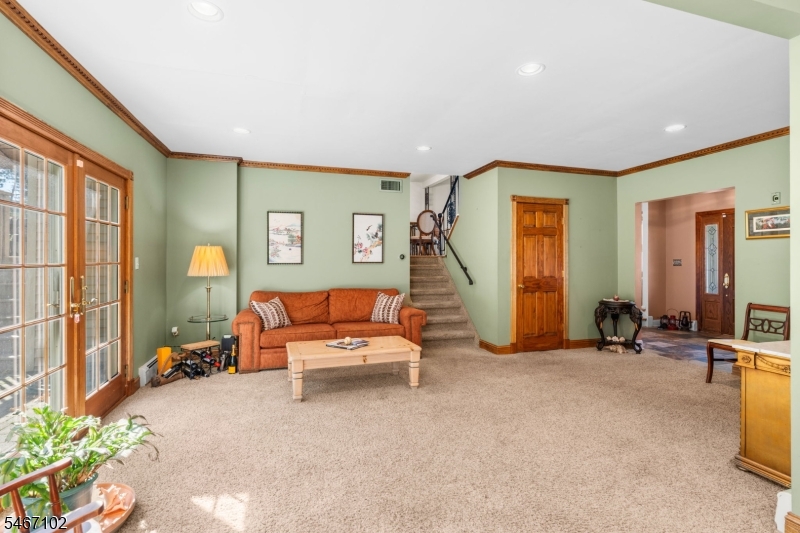238 Saint Cloud Avenue West Orange NJ 07052